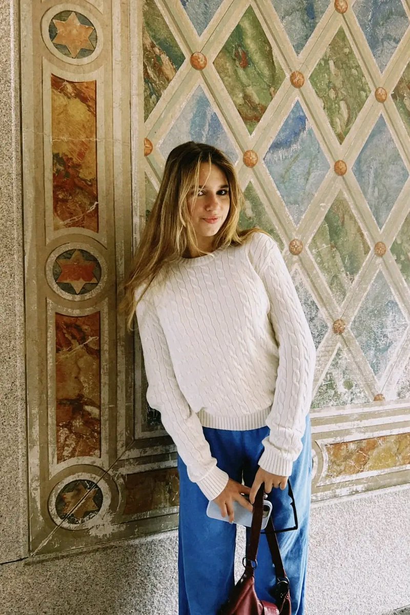 KarolinaroRose's tweet photo. Only 5 days left of being 17… how is that even possible? 🥹
I’m so excited to turn 18. Life feels really beautiful right now, and I’m trying to soak up every moment 🤍
Any advice for my 18-year-old self? https://t.co/5ZjvGKSWta