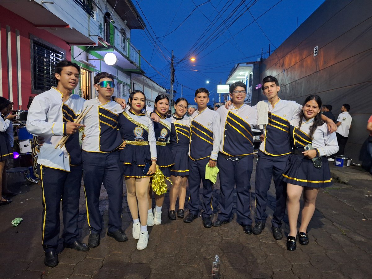 SecretariaCMB's tweet photo. #Nicaragua 
Festival Departamental de Bandas y Gimnasias Rítmicas en #Boaco promovió el talento de la juventud. https://t.co/VwV20eVyZG