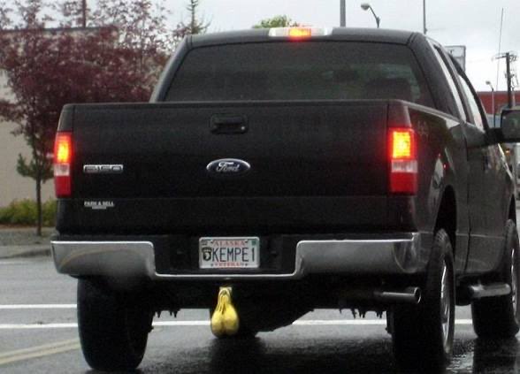 mahibitch's tweet photo. @NWSWPC Looks like the balls hangin off the back of my truck! https://t.co/e1Izo3NuJp