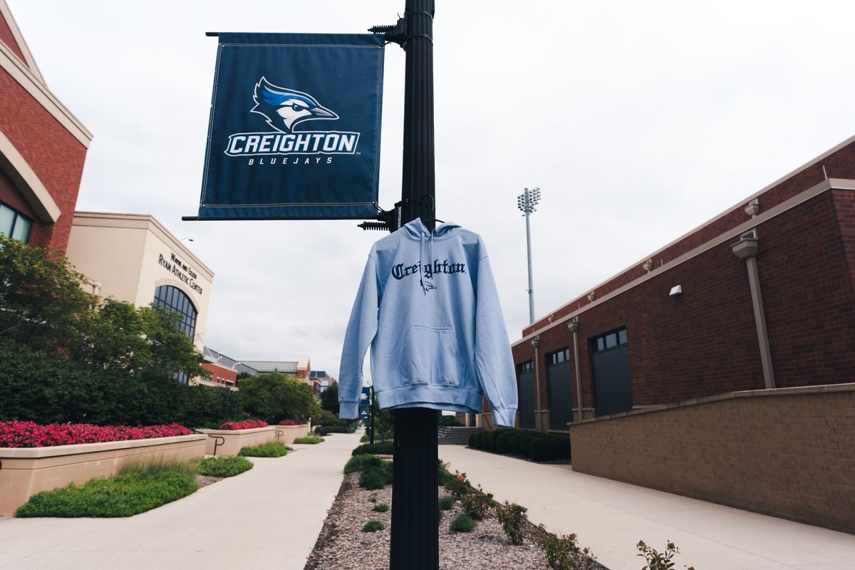 gocreighton's tweet photo. Fall is here! Looking to grab some vintage or Sporting Billy gear? Check out @LawlorsCustom and support local business!

Link: https://t.co/IWZQKFe3ga

#GoJays https://t.co/zDKW7WXdKe