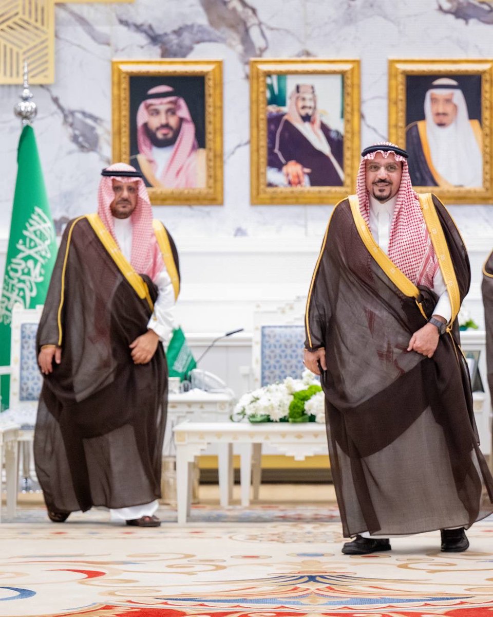 EmarahAlQassim's tweet photo. صور|

سمو #أمير_منطقة_القصيم بحضور سمو نائبه ، يرعى حفل إمارة المنطقة باليوم الوطني، والذي أقيم بقصر التوحيد بمدينة بريدة . https://t.co/dBHhkGM3iQ