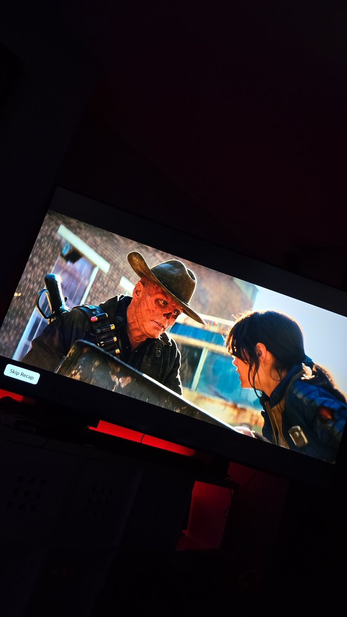 Evanitafddt's tweet photo. Fallout season 2 #season #movietrailer https://t.co/2jk7d1KyRv