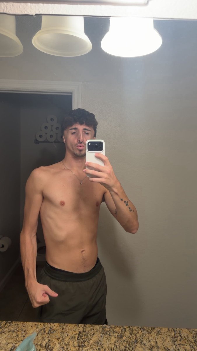 zanelars_'s tweet photo. happy trail https://t.co/aQzifqphDU