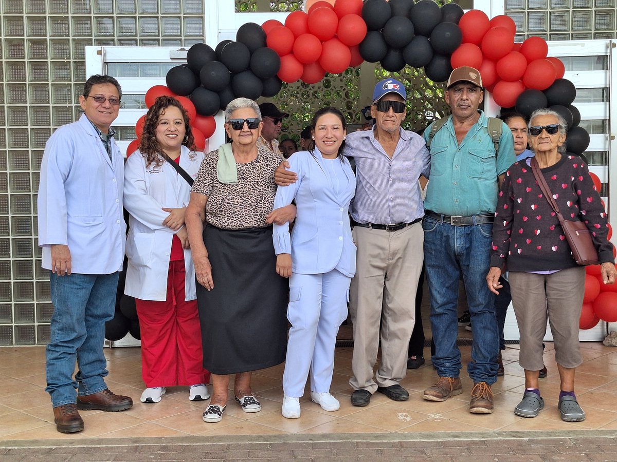 SecretariaCMB's tweet photo. #Nicaragua 
Con mucha alegría se llevo a cabo en el Hospital José Nieborowski de #Boaco la Feria Departamental de Oftalmología,  donde muchas personas pudieron ser intervenidas quirúrgicamente. https://t.co/DivgjzEXeo