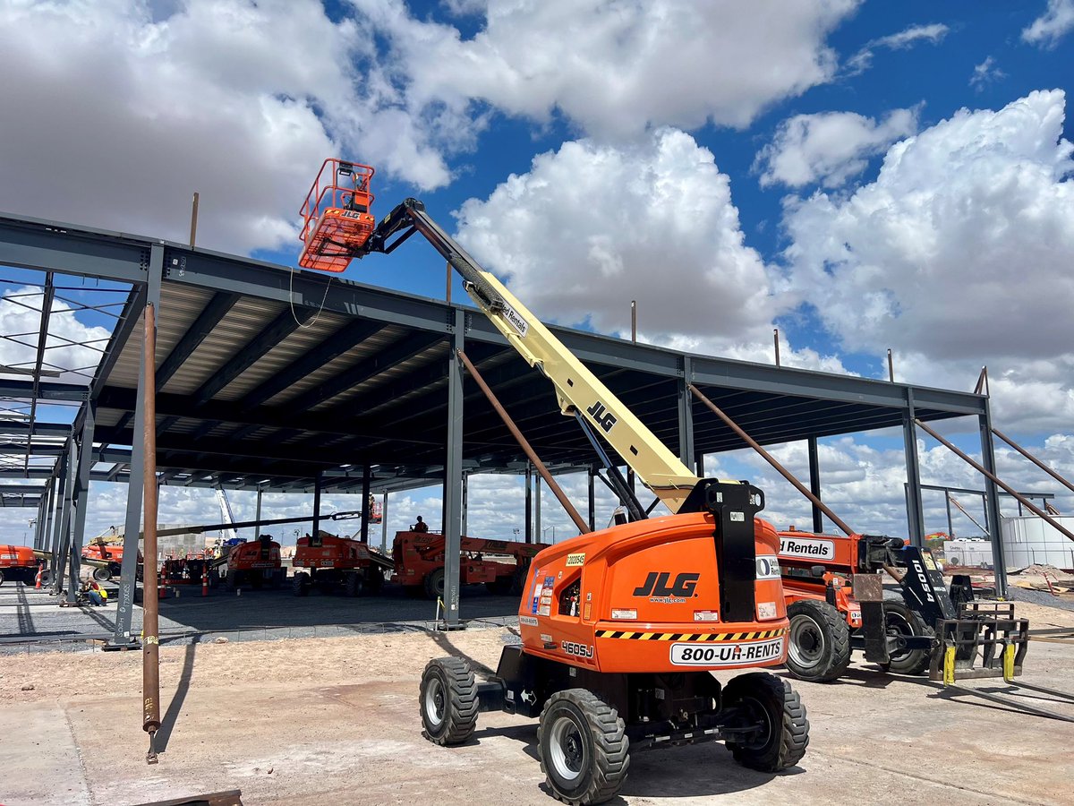 Screwworm_RR's tweet photo. 🚧 Construction Update 🚧  
At Moore Air Base in Edinburg, TX, the New World Screwworm Sterile Fly Production Facility is rapidly transforming from foundation to framework. Crews are fitting major structural steel components into place, securing steel decking and roof assemblies. We are building this facility in record time! More updates coming soon!  

#BuildingAFlyFactory 🪰🛠️