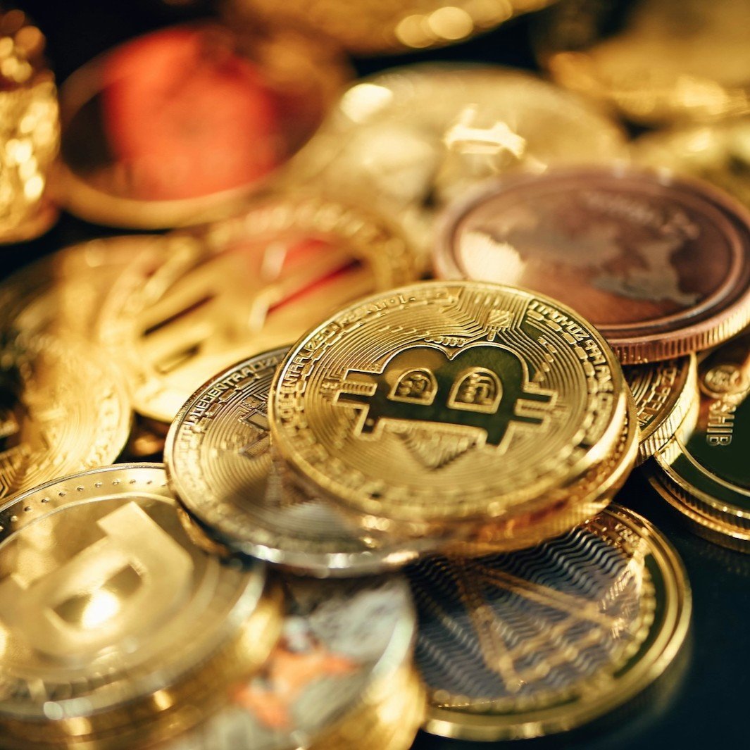 KB_NEWS_'s tweet photo. JUST IN 🇺🇸 SEC updates #crypto token buyback guidance just days after releasing it.

Buybacks are now covered only for working networks with no central party behind them.

#CLARITY is coming https://t.co/PLj1k1a4Uw