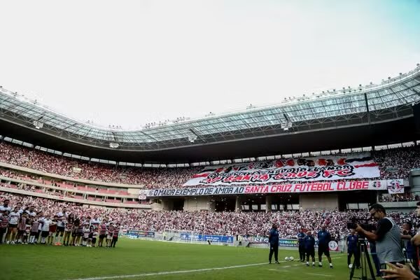 qxute's tweet photo. Dia do jogo: Sábado 
Hoje é: Segunda
Ingressos vendidos: Mais de 30.000

Torcida em Pernambuco não se discute https://t.co/wOMdbtscaj