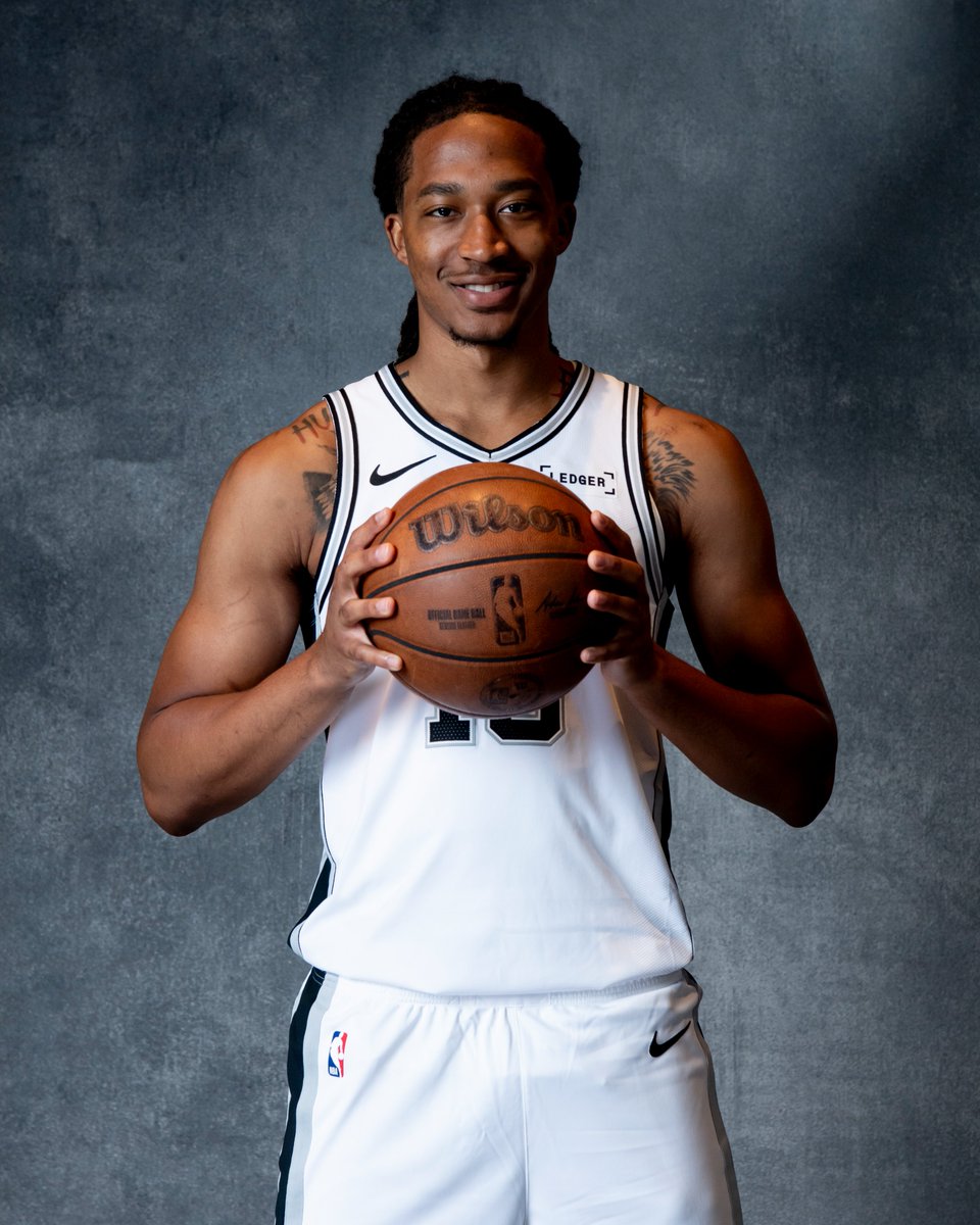 spurs's tweet photo. first Media Day for the rooks 🤩 https://t.co/9UrbPHrmwh