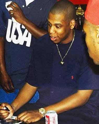 jprat12's tweet photo. @EST_MCMXCIV ralph lauren has always been part of hip hop history https://t.co/83CQexRdlF