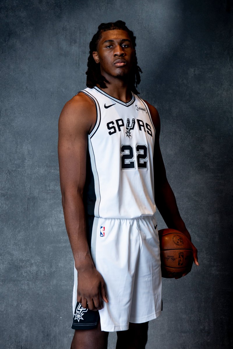 spurs's tweet photo. first Media Day for the rooks 🤩 https://t.co/9UrbPHrmwh