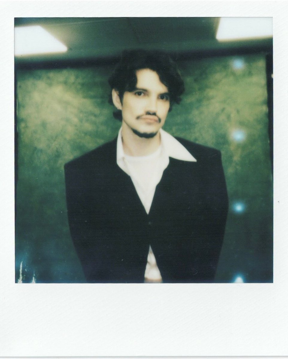 teamjao's tweet photo. As polaroids mais importantes do ano https://t.co/AnZYspoLW0