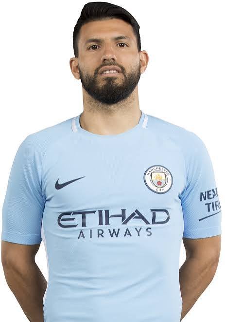 LN_K4RMA's tweet photo. @aguerosergiokun why are you wearing lando norris merch?🥹 https://t.co/66fXOWeJha