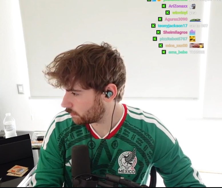 moonlitecora's tweet photo. Spreen y Sapnap con la camiseta de México 🇲🇽 https://t.co/2xjyb4MbDz