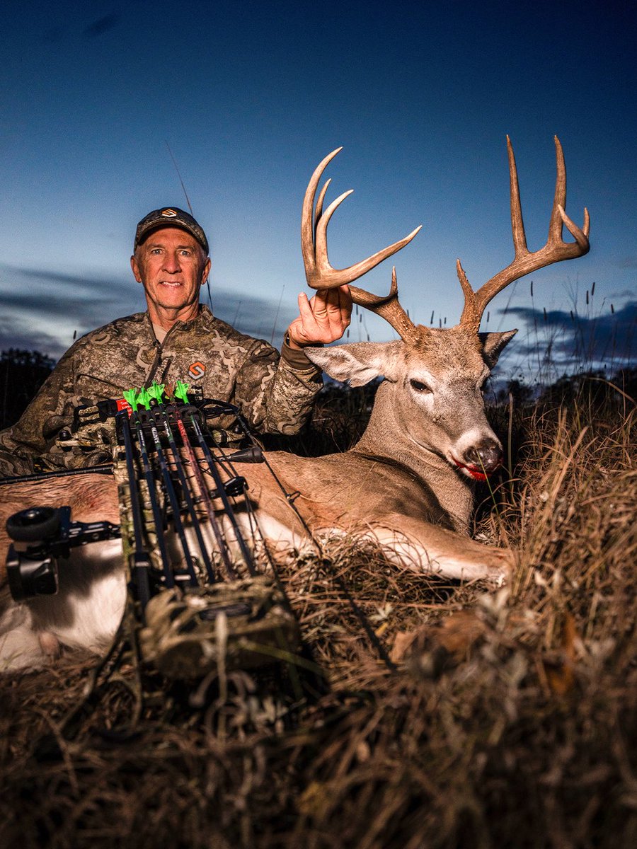 Realtree's tweet photo. A great buck from a place that never disappoints. 

David Blanton got it done out west with a Wyoming whitetail. 

#Realtree https://t.co/KG2DeI2uNF