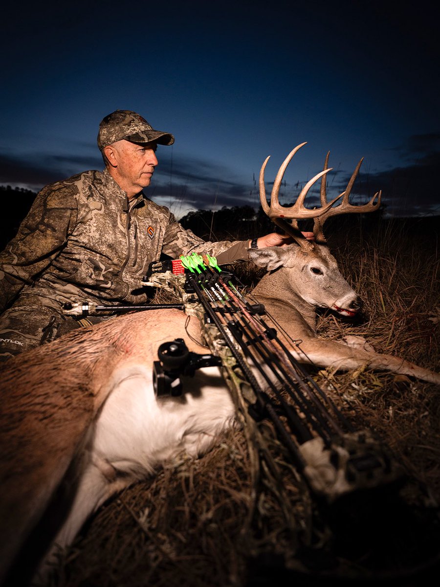 Realtree's tweet photo. A great buck from a place that never disappoints. 

David Blanton got it done out west with a Wyoming whitetail. 

#Realtree https://t.co/KG2DeI2uNF