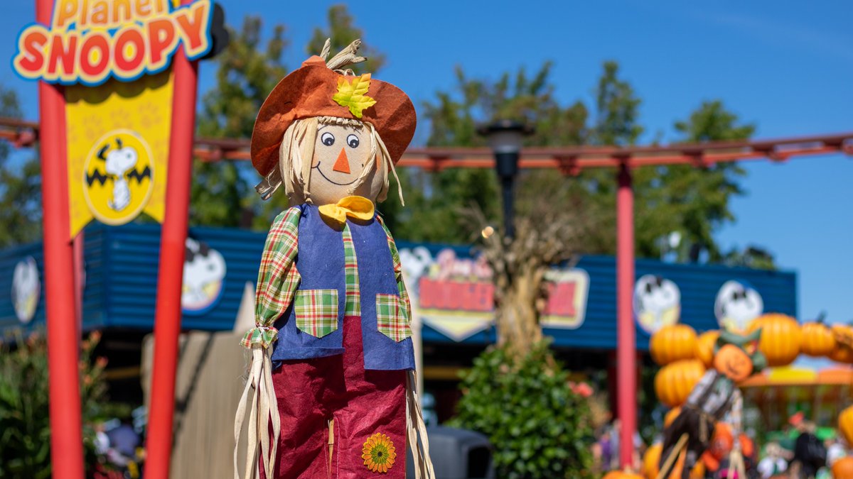KingsIslandPR's tweet photo. This weekend was a WICKEDLY good time! 

Opening weekend ✅ 📸  Let's do it again this weekend starting with Halloween Haunt on October 1st! 

Check out our park calendar for operating hours this week 🔗 https://t.co/8RYeYloUce https://t.co/Hq3Oo5DLRO