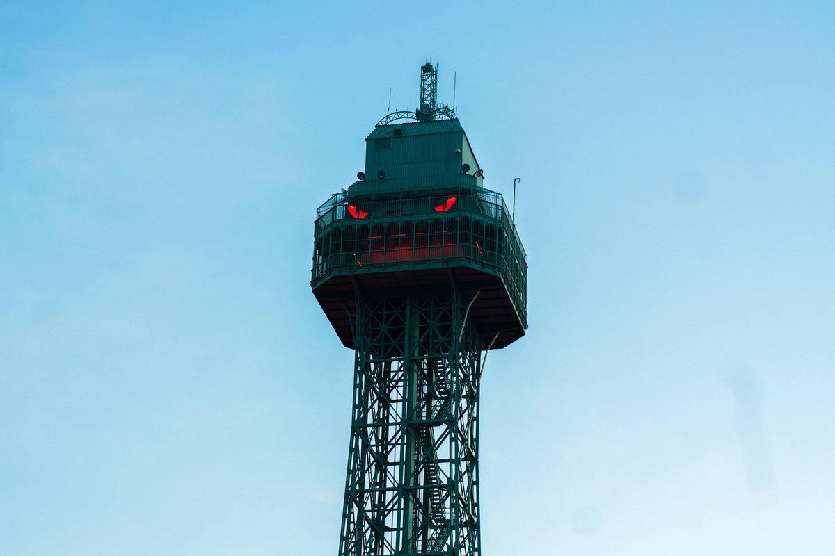KingsIslandPR's tweet photo. This weekend was a WICKEDLY good time! 

Opening weekend ✅ 📸  Let's do it again this weekend starting with Halloween Haunt on October 1st! 

Check out our park calendar for operating hours this week 🔗 https://t.co/8RYeYloUce https://t.co/Hq3Oo5DLRO