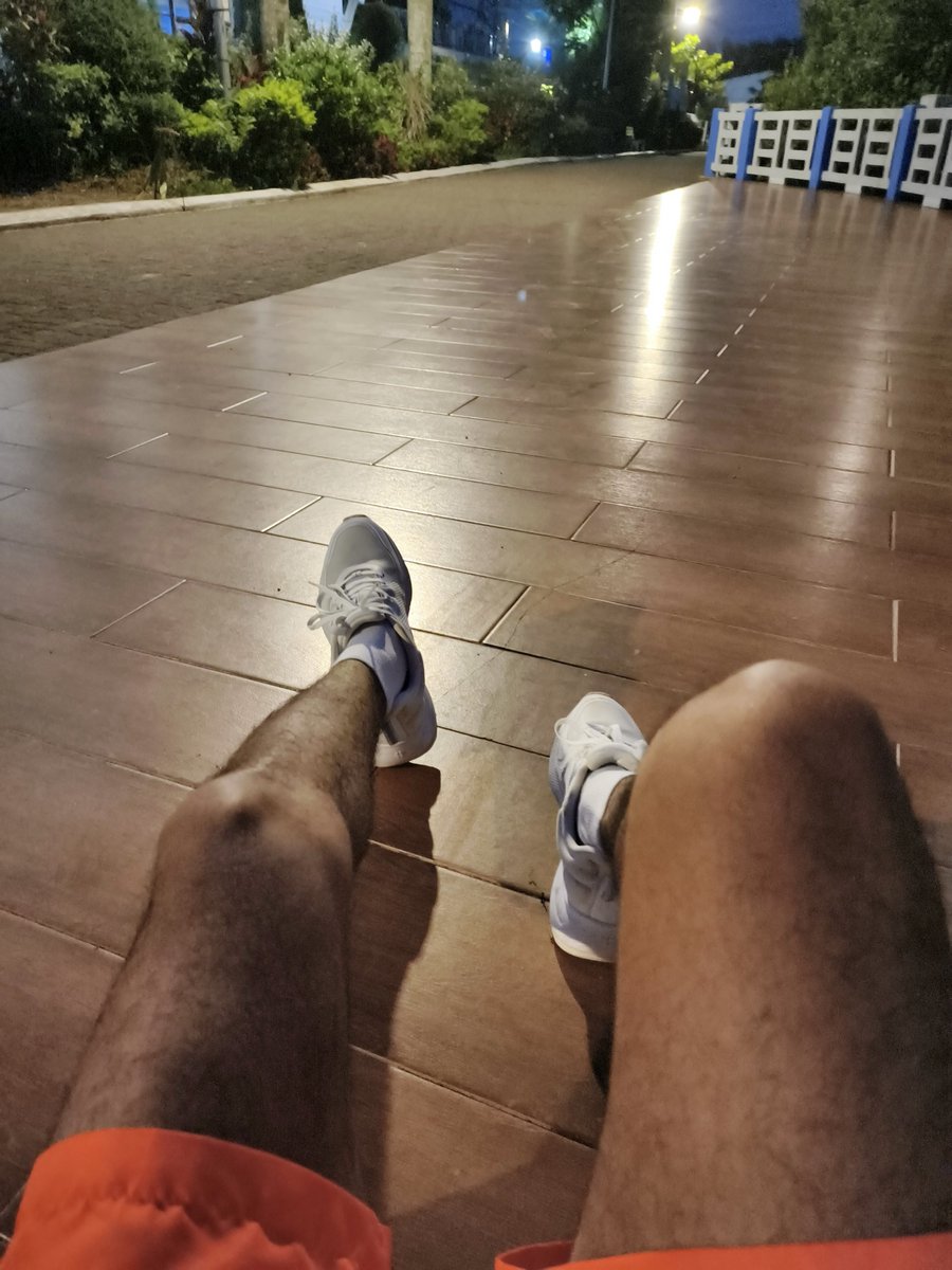 Iloilo_1997's tweet photo. Jogging tayo Esplanade Iloilo 🏃‍♂️💦. Ikaw na bahala sa akin after magpapawis 💦😁. DM na arat!
#seafarerslifeonvacation⚓
#iloilo https://t.co/8SHdDYTbcB