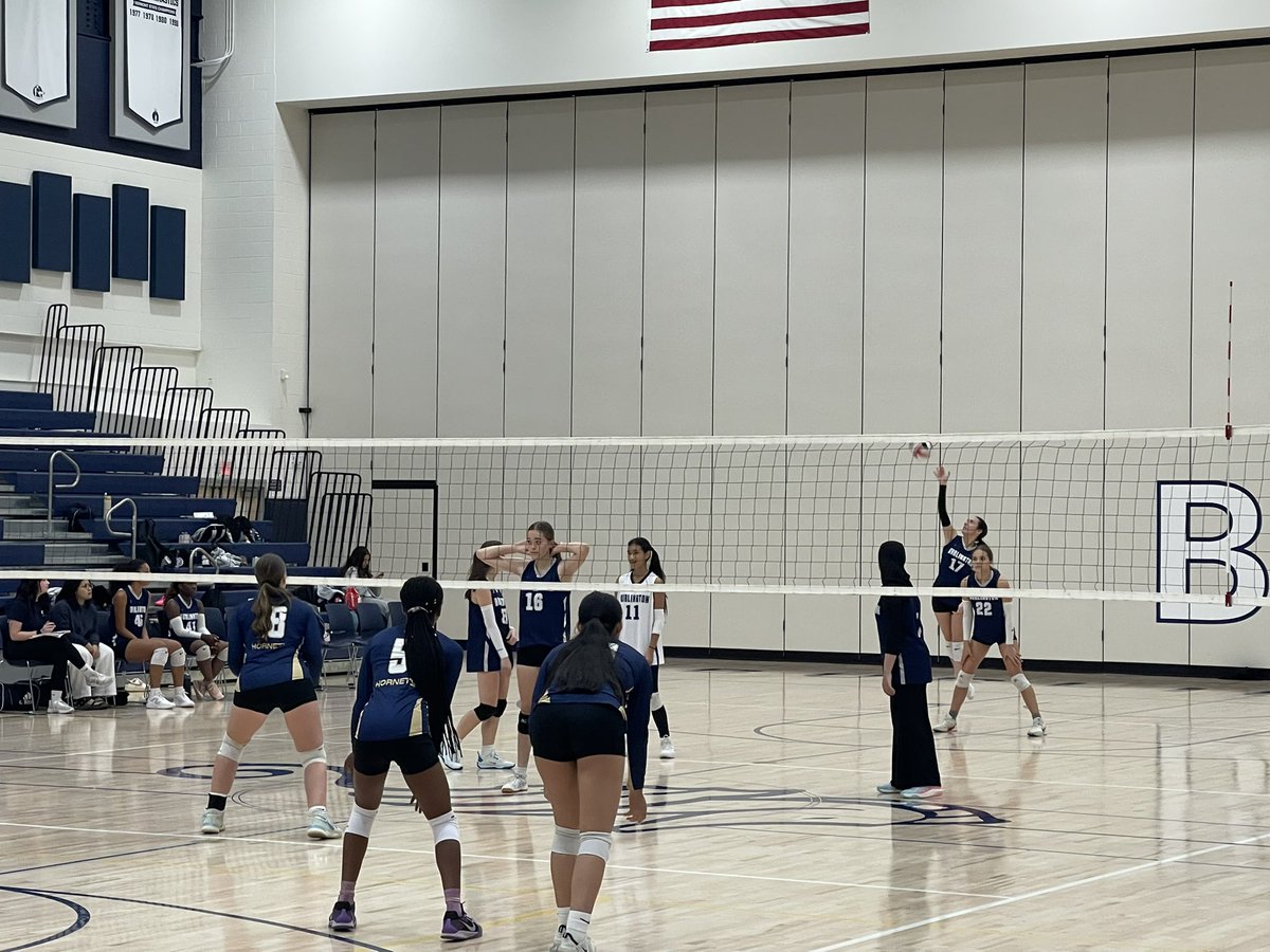 BSDVTAthletics's tweet photo. 🚨FINAL | JVAGVB | @EHSHornetPride 2, BHS 0 (25-11, 25-22)

#Seahorses play the Hornets to a close second set, but couldn’t quite force a third; Varsity up next!

#SeahorsePride #GOSEAHORSES #BSDVTAthletics #BSDVT https://t.co/VcSFVuZ3EN