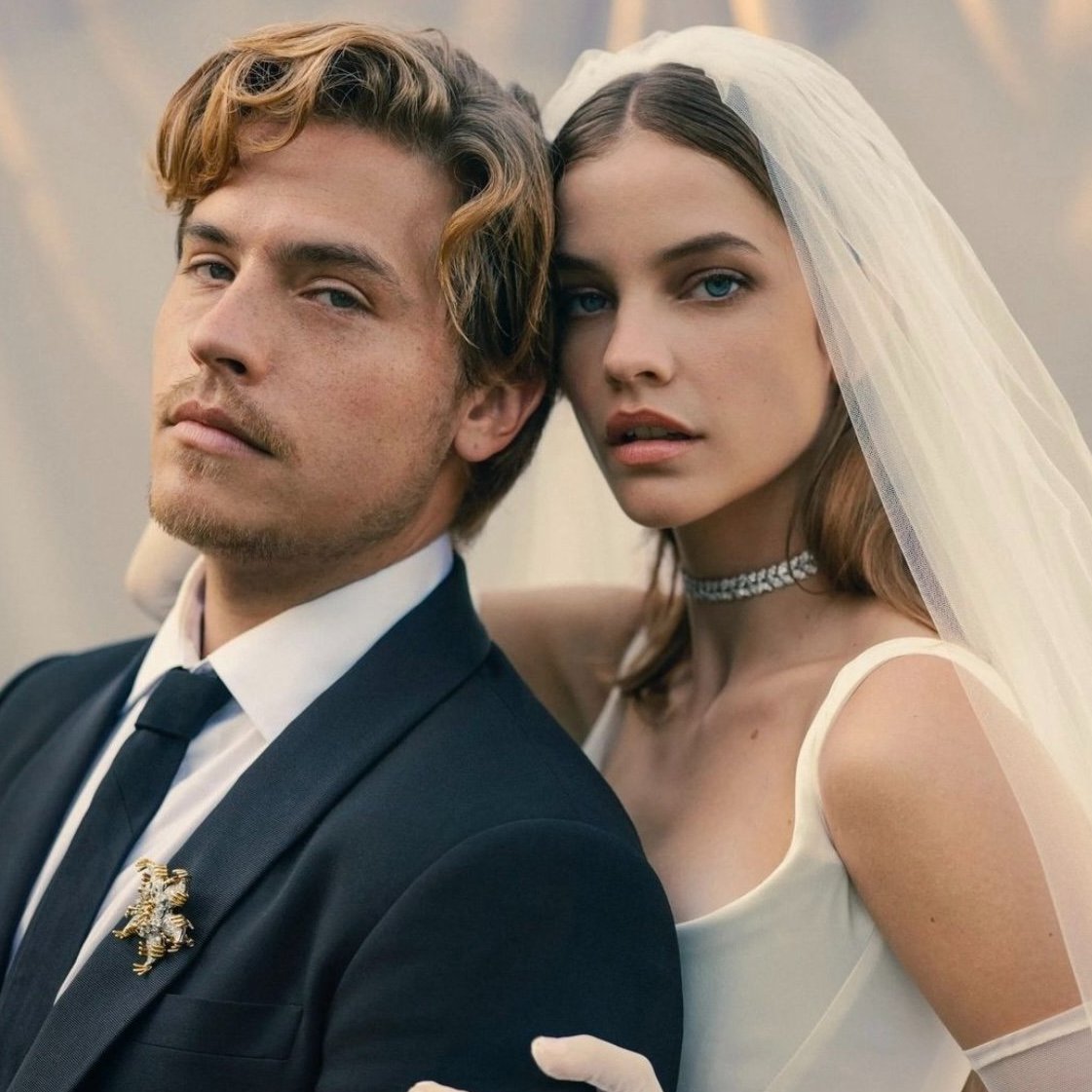 sboficial's tweet photo. Nasce a primeira filha de Dylan Sprouse e Barbara Palvin. https://t.co/EuKW5v4vRg