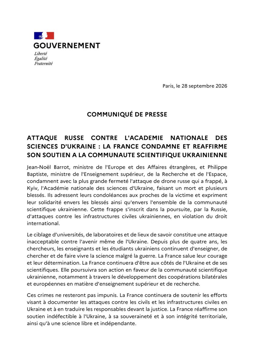 PhBaptiste's tweet photo. Frapper un lieu de science et de savoir, c’est aussi s’attaquer à l’avenir de l’Ukraine.

Avec @jnbarrot, nous condamnons avec la plus grande fermeté l’attaque russe contre l’Académie nationale des sciences d’Ukraine.

La France est aux côtés de l’Ukraine et de sa communauté scientifique 🇫🇷🇺🇦