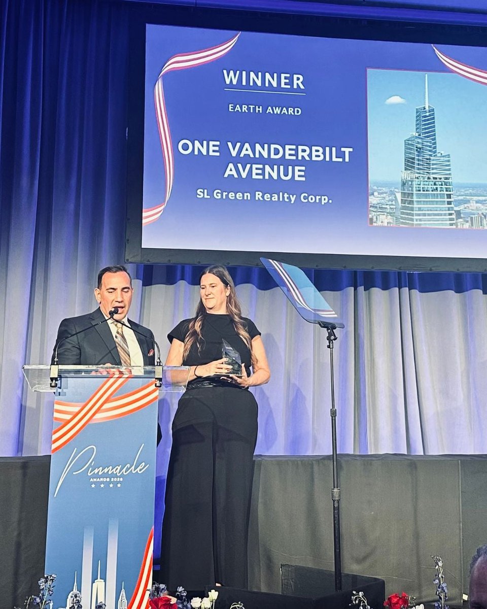 SLGreen's tweet photo. 🏆 Two wins last week: One Vanderbilt earned BOMA's Earth Award for sustainability leadership, and 245 Park Avenue took home the inaugural Pinnacle Award for Best Building Amenity (Club 245). Congrats to our teams! #SLGreen #BOMA https://t.co/NvNGSD6IdB