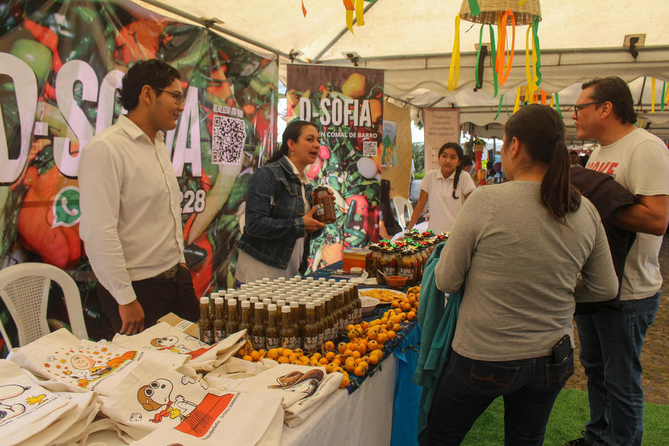 🍷Vinos, cultura y tradición: así se vivirá el Festival del Níspero 2026 Asiste a la 14 edición del Festival del Níspero en San Juan del Obispo este 21 y 22 …