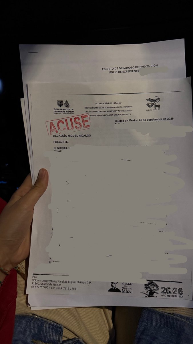 Alina_Gag's tweet photo. Mañana va a ir de nuevo mi papá para preguntarle a Salvador Ramírez (subdirector de licencias) cuánto tiempo puede tardar revisar la prevención que subsanamos.

Ojalá mañana el funcionario sí pueda recibirlo, @AlcaldiaMHmx @mauriciotabe @cesar_m_garrido https://t.co/KXJIL0vmnI