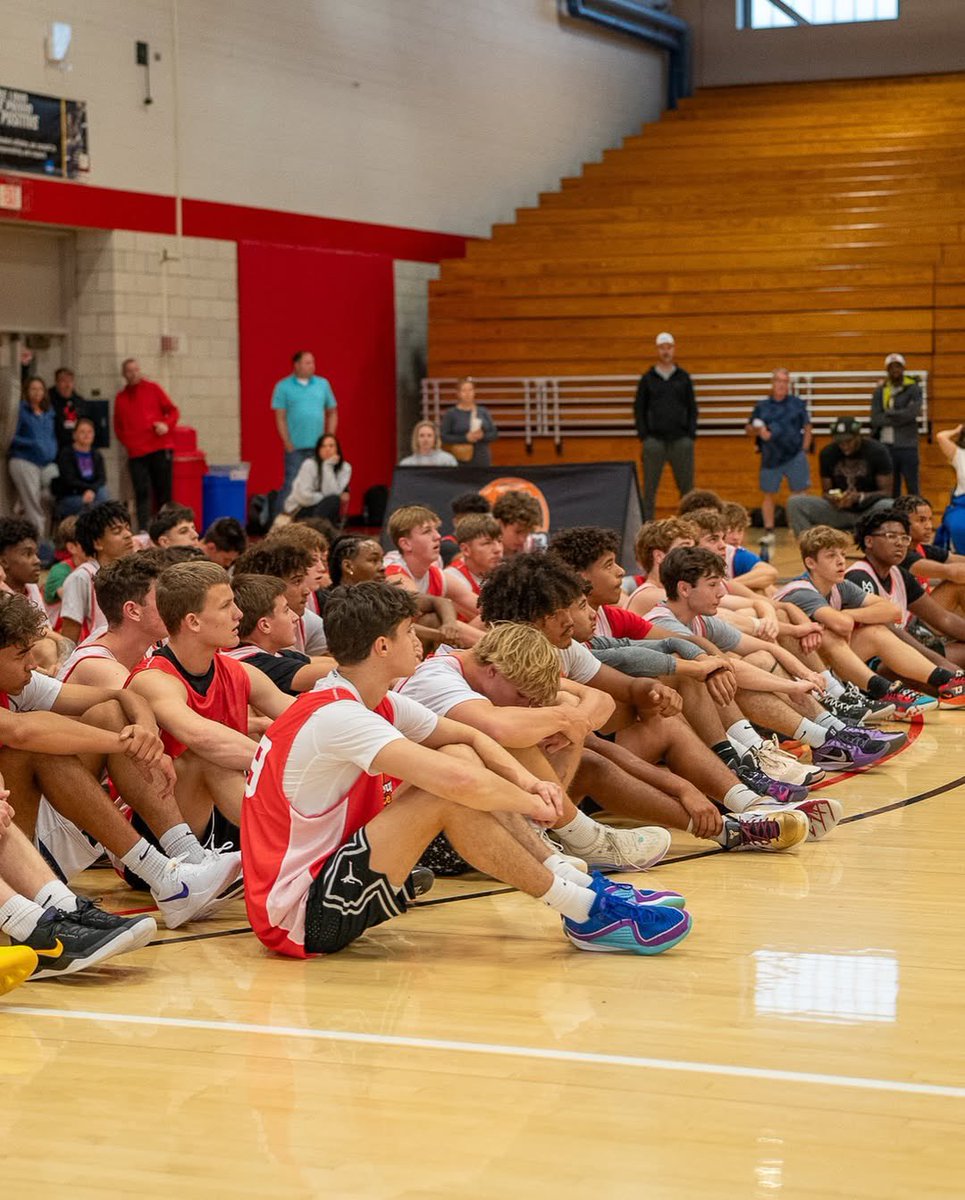 HoopGroupEamonn's tweet photo. 🏀 ⛹️‍♂️ @TheHoopGroup CNY Top 100 is THIS WEEKEND! 

🗓️ Saturday, October 3rd
📍 SUNY Cortland (Corey Gymnasium) 
⏰ 10am till 3pm 
🤞 9th grade through seniors https://t.co/TbBvaMNror