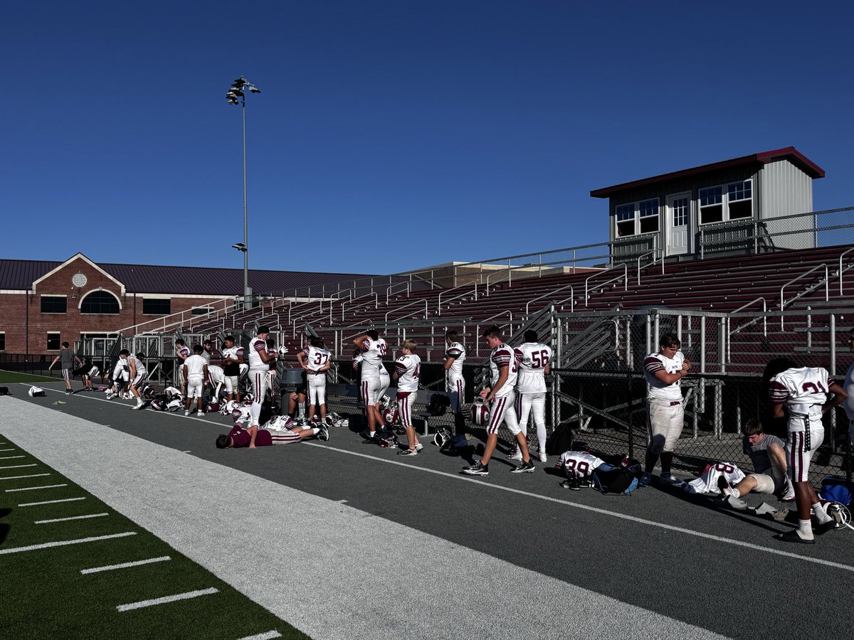 DCCATVOICE's tweet photo. Oak Ridge is taking on Alcoa's JV today in Alcoa. Unlike some teams, OR isn't afraid to take on competition. Maryville, Catholic, Anderson County and now Alcoa. https://t.co/gHimtlDmit