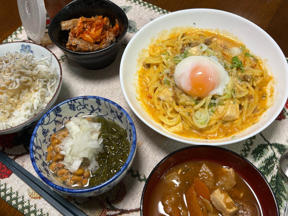 fishermanv301's tweet photo. おはようございます☔
ずーっと雨だぁぁぁ…
さて、昨日の #おうちごはん です☔️ https://t.co/NaR7lr9dFS