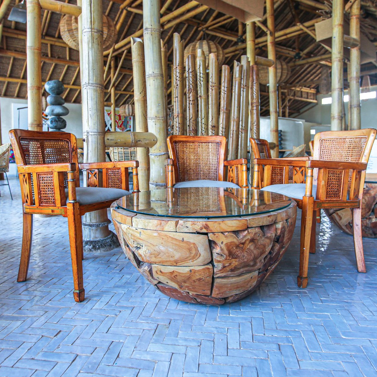 KeraHartleben's tweet photo. Discover tranquility and enchantment in Dakhla’s haven, where peace embraces you. https://t.co/BsOUMwKwgO