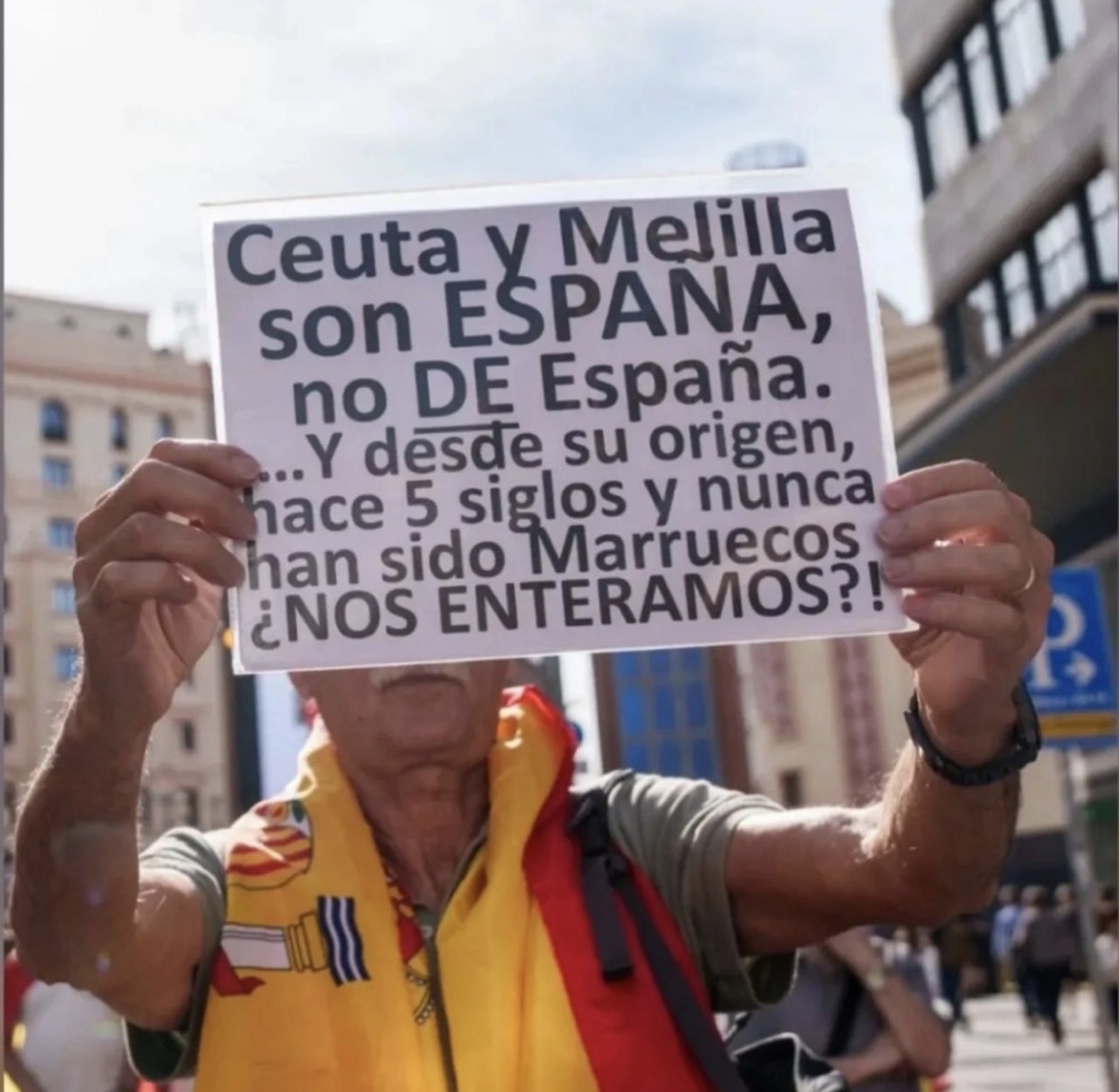 olimpia_epiro's tweet photo. Ceuta y Melilla son España.

Hoy es lunes, Ceuta sigue ocupada, ni la UE ha hecho nada, ni el Gobierno ha limpiado las calles, ni el rey ha pasado por allí para apoyar a los ceutíes

¡Qué ganas de que los robots controlen todas las instituciones! https://t.co/3XocqSKspJ