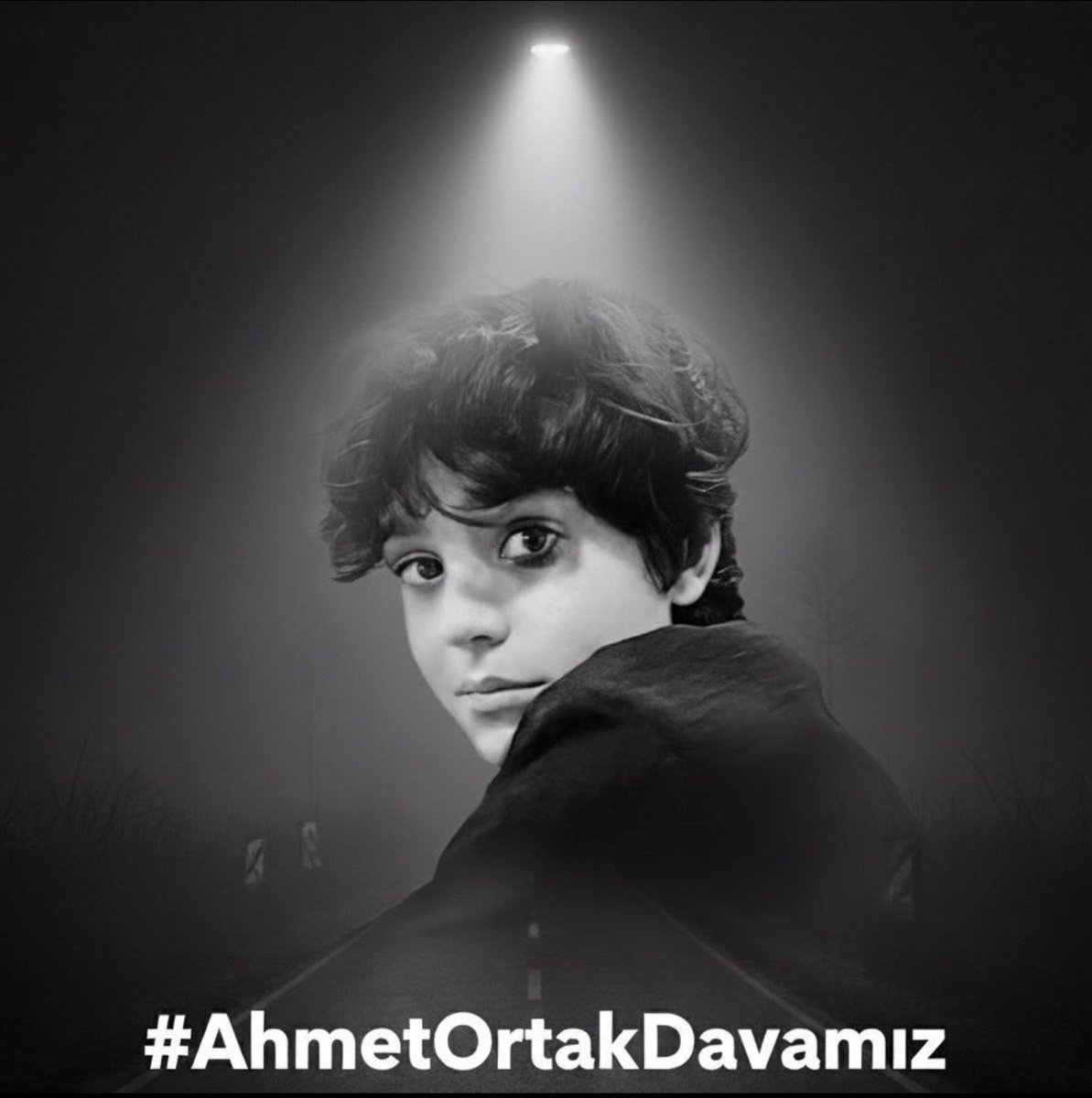 asli_1010's tweet photo. UNUTMAM UNUTTURMAM… 🤍♾️🛹#MattiaAhmetMinguzziİçinAdalet #MattiaAhmetMinguzzi https://t.co/mlsKKS3Gyz