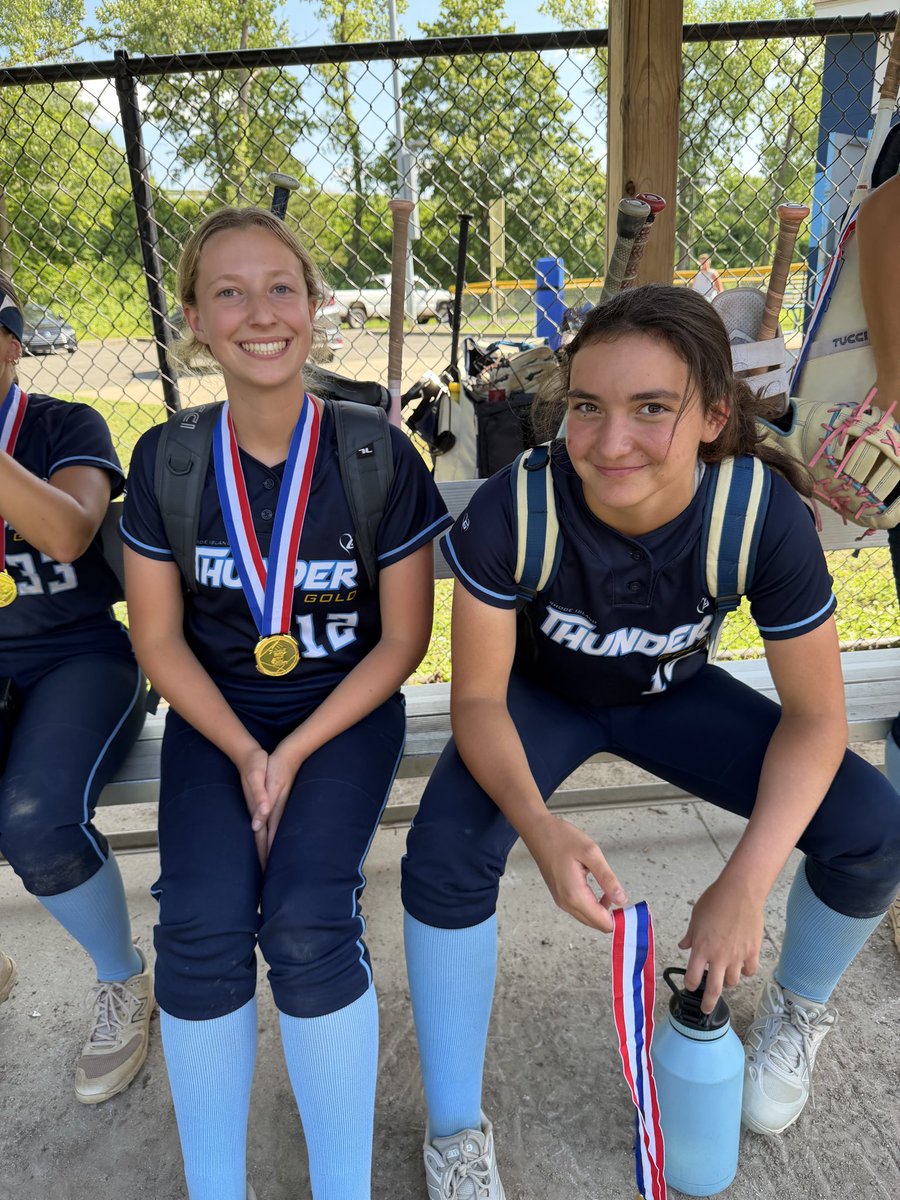 ZoeMalkSoftball's tweet photo. Summer 2026 - Championship!! Took a break from all the showcases and played in the Nutmeg State Games, a good old fashioned Play to Win tournament right here in CT. We went undefeated and won it all! Honestly one of the most fun times I had all summer 🥳🥳 https://t.co/dypyjKf6s4