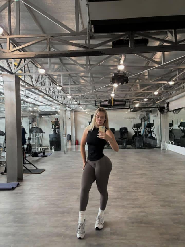 Juancho18SV's tweet photo. #LunesDeEspejo ----> https://t.co/EwIzeIGJqn ...
#MirrorMonday #Sexy #Selfie #Mirror #Espejo #MirrorSelfies #SexyAss #GymInspiration #Fitness https://t.co/yoMMCfB6k8