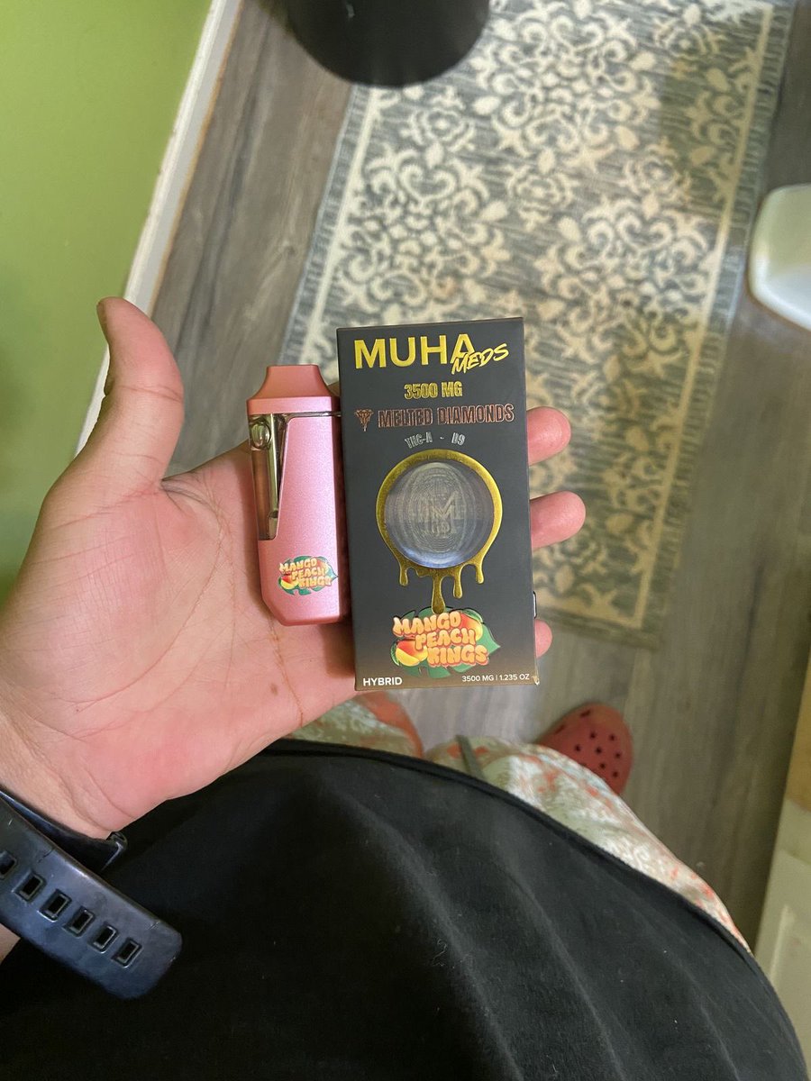 DavidSmokeHouse's tweet photo. 3rd Gen 3 Muha Meds 2G Disposables 
All in ones high thc disposable vape pen 
Watermelon 🍉 moonshine #yarts #Yart
#ThcVapes #MuhaMeds #ThcDisposables https://t.co/JoCKSFmS2S