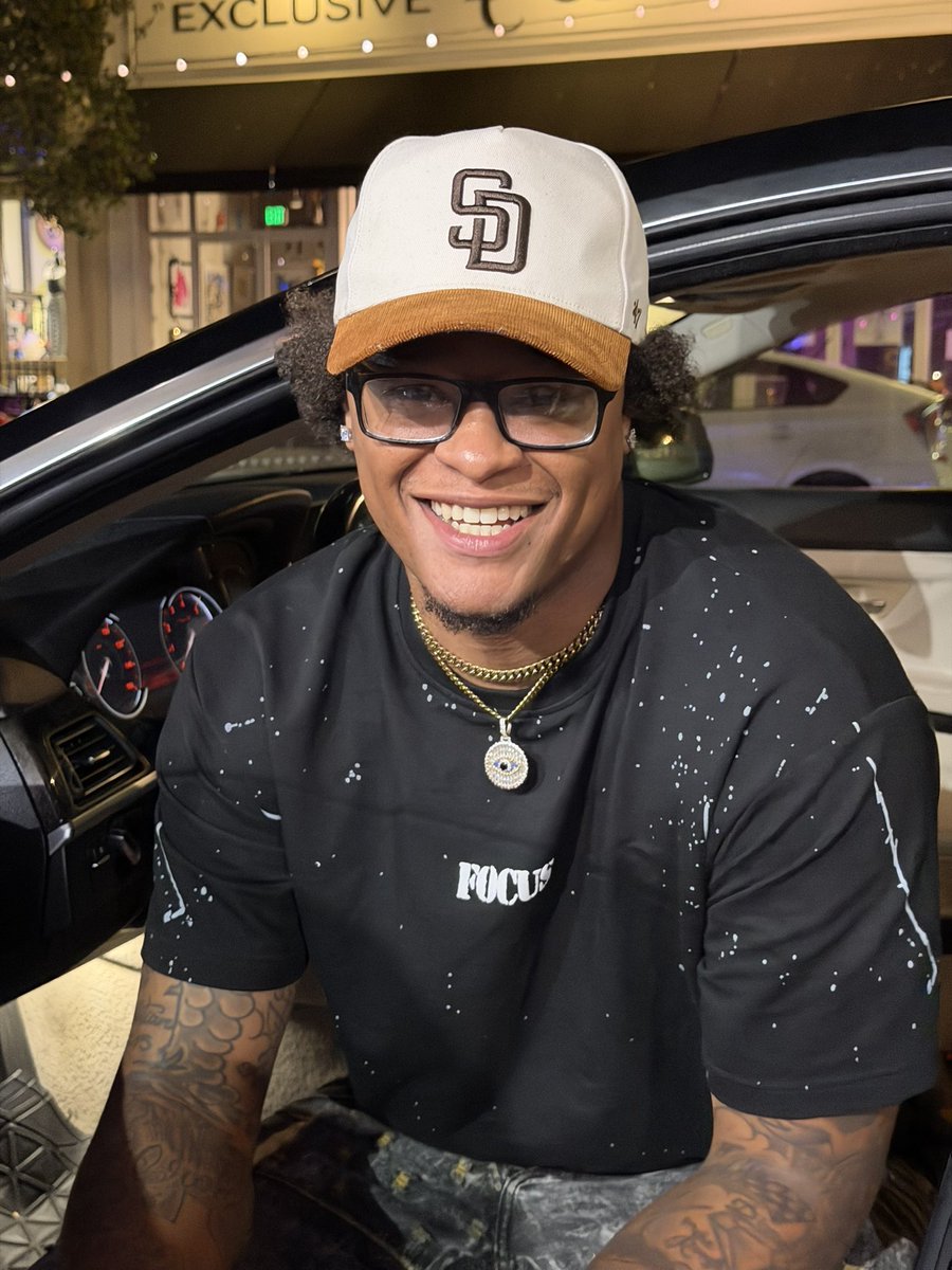 TheyLuv_Dj2's tweet photo. Just because… it’s been awhile https://t.co/Xc7NLdDnth