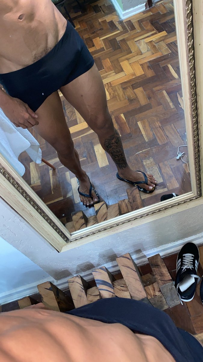 dailyqueridin's tweet photo. Cor preta é bonito né? 🖤🔥 https://t.co/dPqo4aSDkT
