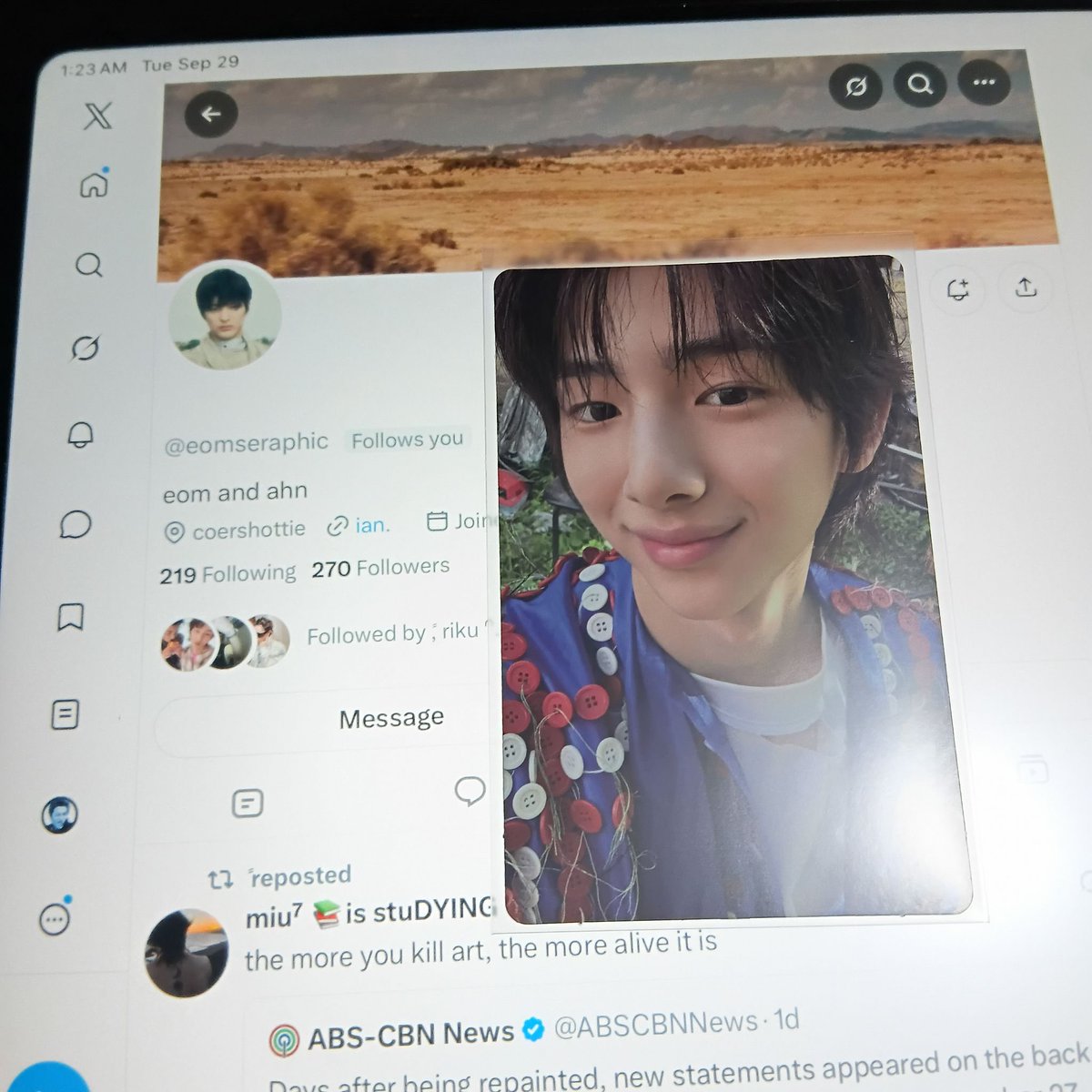 eomseraphic's tweet photo. wala man kaming wifi, may smileyjju naman #setyourprioritiesstraight https://t.co/EaRc7R04Lw