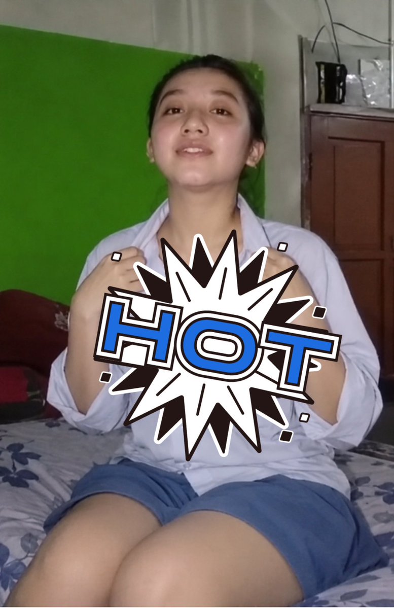 Mellanixt's tweet photo. Oh ini anak SMA yang sedang viral itu , hot banget ya body nya 
https://t.co/XPIyiQlypZ https://t.co/sI8YeQ3agz
