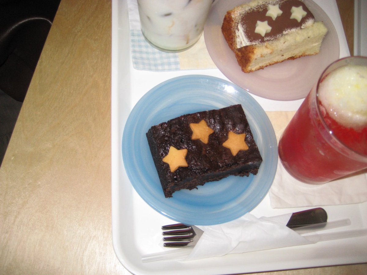 ew_1002 tweet picture