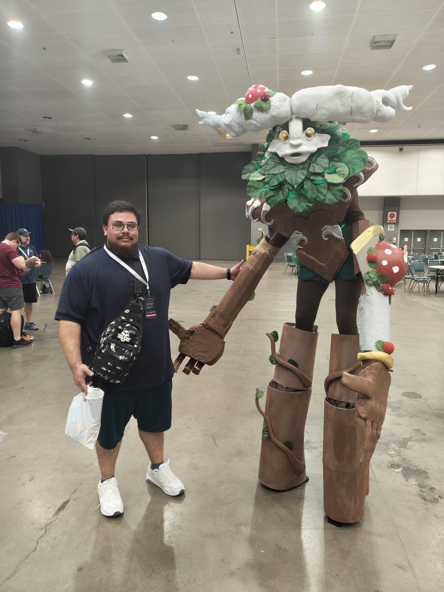 EquinoxHydro's tweet photo. I had alot of fun this weekend at the Riftbound Regional In LA met a lot of people unfortunate in wasn't a competitor but I still got to play in a few side events overall I had a great time #RQLA https://t.co/fzYvAvc4gu