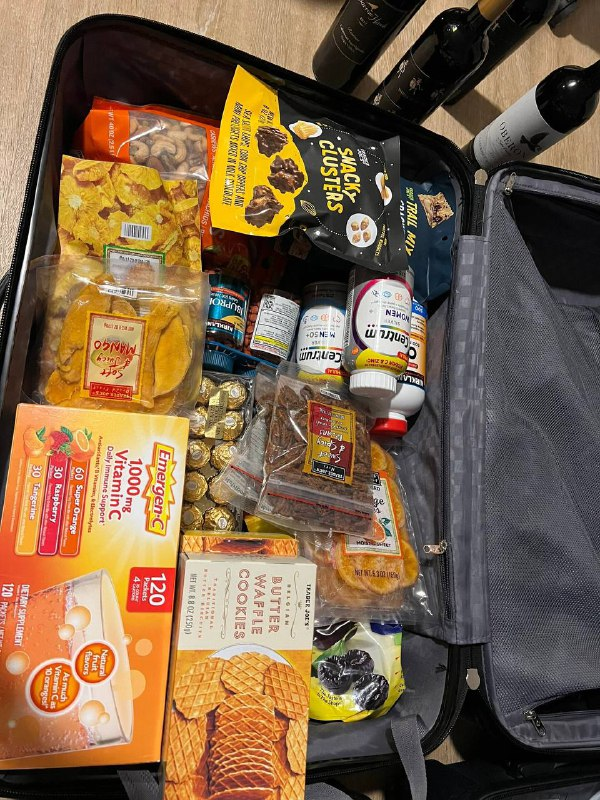 ItdrcLullaby's tweet photo. My luggage is literally a walking grocery store right now. If customs stops me, I’m just going to have to eat my way through! 😂 https://t.co/QMALp838If