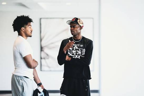 LandonBuford's tweet photo. Most athlete deals end when the campaign does.

Coinlete co-founder Xavier Jackson (@xoabundance) is steering athletes toward equity and long-term ownership instead:

"We don't manage athletes like talent; we build them like companies."

- https://t.co/aJoYwNXEIf https://t.co/zpXV0IasfP