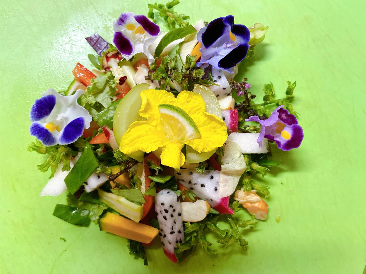 aslan20200602's tweet photo. 今朝の鳥サラダ🥗
盛り盛りになっちゃった https://t.co/WqtNPhm4dC