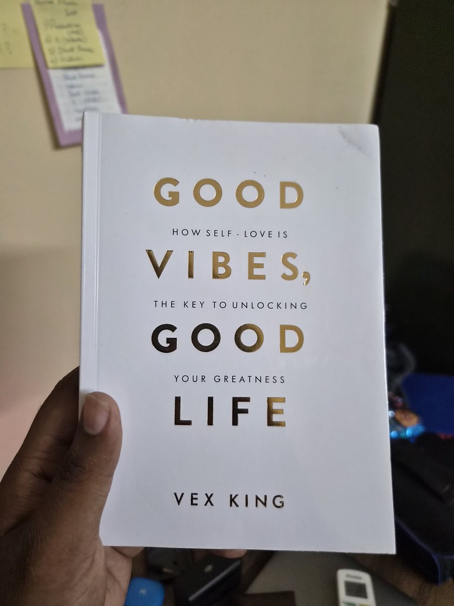 HM_Cutz's tweet photo. Intha book start pana poren https://t.co/mMHlwvnjuD
