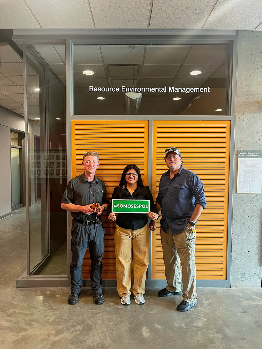fcvespol's tweet photo. 🇨🇦❄️Raquel Ruiz Araujo, estudiante de postgrado FCV, realizó una estancia en @REM_SFU de @SimonFraserU para el análisis de contaminantes #PFAS en aguas de la Antártida 🌊

👏Noticia completa https://t.co/gRbduLPNVI https://t.co/gXNAafs8BZ