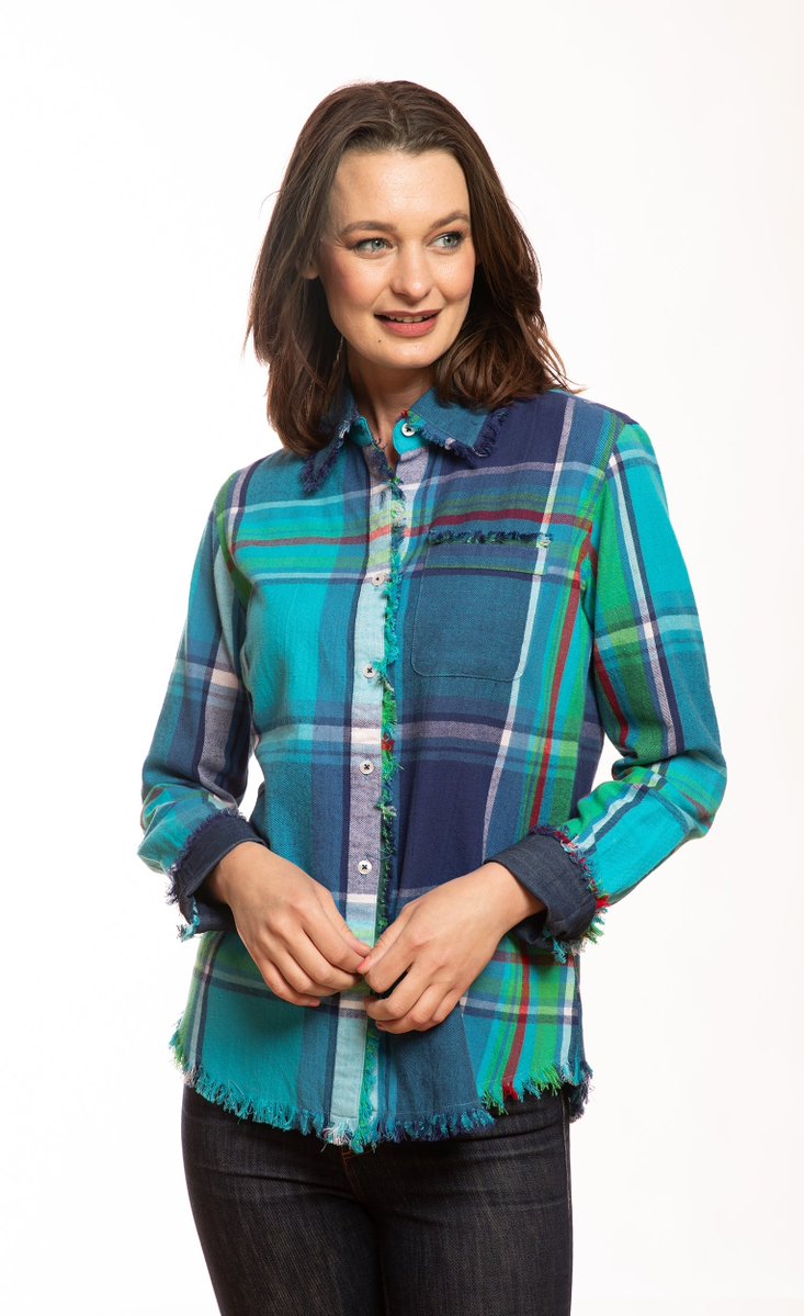 RickBivens2's tweet photo. Blue-plaid vibes that feel like a sea breeze—throw it over a tee or knot it at the waist for instant cool. Perfect for coffee runs, rooftop hangs, or dusk walks. Reach-for-it-all-season piece. #Fashion #OOTD Tap the link in bio. https://t.co/eKoJZwBcMJ