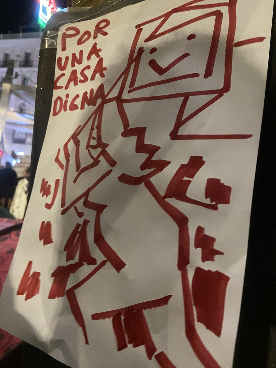 olgarodriguezfr's tweet photo. Acampada en Sol, tercer día:

La vivienda no es un negocio, es un derecho

Por una vivienda digna 

Con la vivienda no se especula 

Ellos por dinero, nosotras por amor 

@InquilinatoMad https://t.co/s7H0dPHiHO